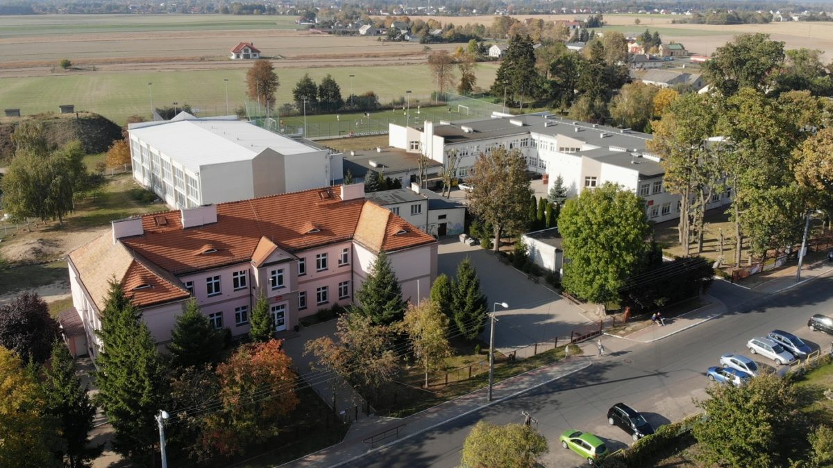 Zespół Szkół - widok z lotu ptaka